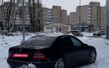 Mercedes-Benz C-Класс, 2003 год, 200 000 рублей, 3 фотография