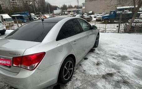 Chevrolet Cruze II, 2010 год, 440 000 рублей, 5 фотография