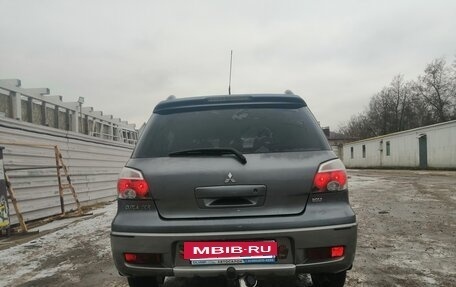 Mitsubishi Outlander III рестайлинг 3, 2005 год, 630 000 рублей, 5 фотография