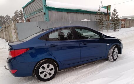 Hyundai Solaris II рестайлинг, 2014 год, 945 000 рублей, 3 фотография