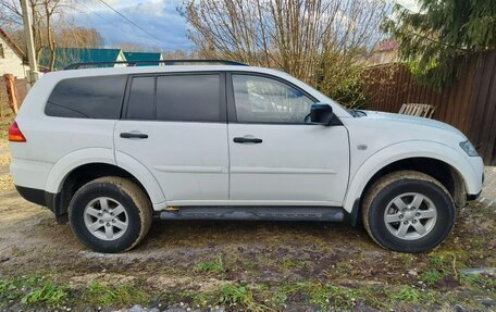 Mitsubishi Pajero Sport II рестайлинг, 2013 год, 1 660 000 рублей, 6 фотография