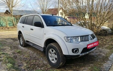 Mitsubishi Pajero Sport II рестайлинг, 2013 год, 1 660 000 рублей, 2 фотография