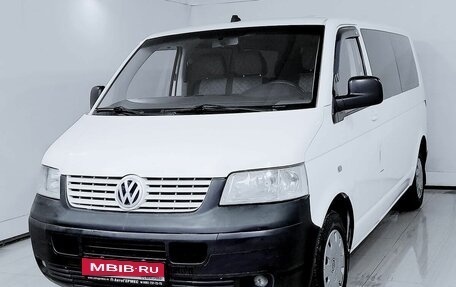 Volkswagen Transporter T5 рестайлинг, 2007 год, 1 030 000 рублей, 1 фотография