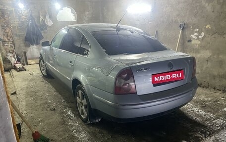 Volkswagen Passat B5+ рестайлинг, 2001 год, 370 000 рублей, 1 фотография