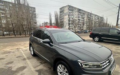 Volkswagen Tiguan II, 2017 год, 2 800 000 рублей, 1 фотография