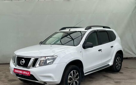 Nissan Terrano III, 2017 год, 1 350 000 рублей, 1 фотография