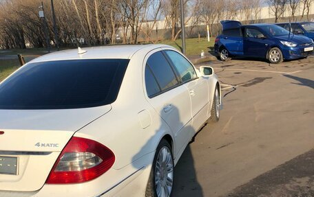 Mercedes-Benz E-Класс, 2008 год, 1 180 000 рублей, 3 фотография