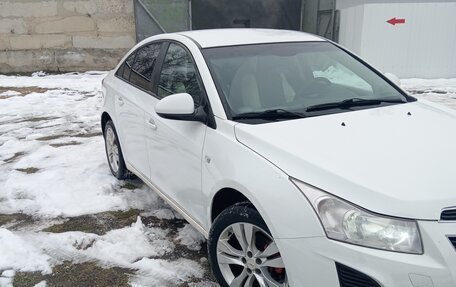 Chevrolet Cruze II, 2013 год, 800 000 рублей, 2 фотография