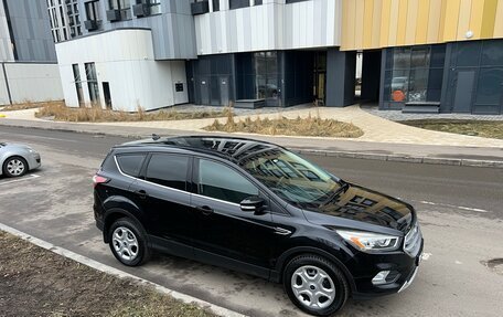 Ford Kuga III, 2017 год, 1 590 000 рублей, 2 фотография