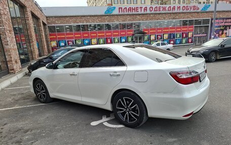 Toyota Camry, 2017 год, 2 300 000 рублей, 3 фотография