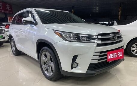 Toyota Highlander III, 2020 год, 4 203 000 рублей, 3 фотография