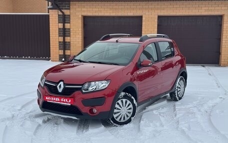 Renault Sandero II рестайлинг, 2015 год, 890 000 рублей, 2 фотография