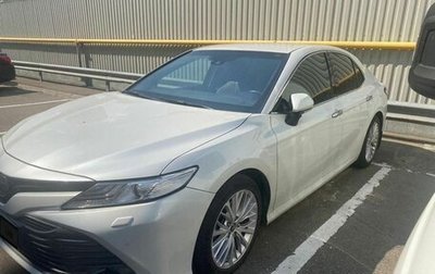 Toyota Camry, 2018 год, 3 050 000 рублей, 1 фотография