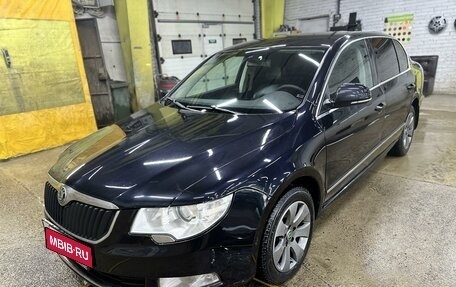 Skoda Superb III рестайлинг, 2010 год, 995 000 рублей, 1 фотография