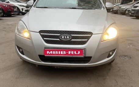 KIA cee'd I рестайлинг, 2008 год, 890 000 рублей, 1 фотография