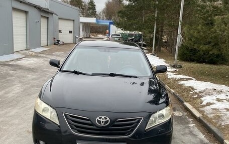 Toyota Camry, 2008 год, 1 100 000 рублей, 1 фотография