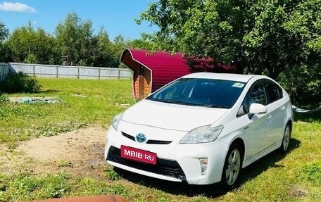 Toyota Prius, 2012 год, 1 400 000 рублей, 1 фотография