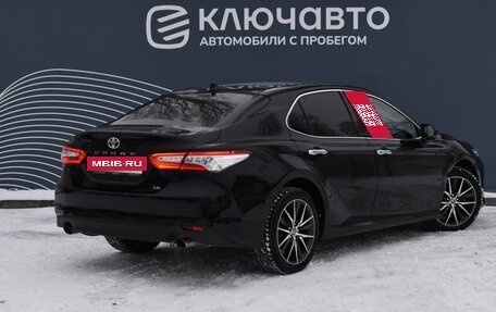 Toyota Camry, 2021 год, 2 790 000 рублей, 2 фотография