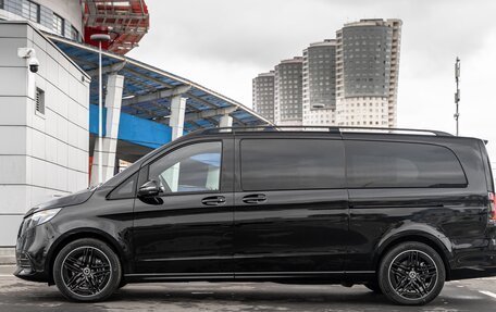 Mercedes-Benz V-Класс, 2024 год, 16 700 000 рублей, 2 фотография