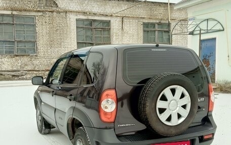 Chevrolet Niva I рестайлинг, 2015 год, 697 000 рублей, 1 фотография