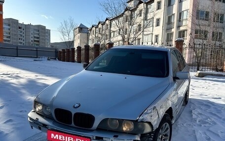 BMW 5 серия, 2003 год, 600 000 рублей, 1 фотография