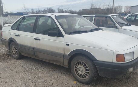 Volkswagen Passat B3, 1988 год, 140 000 рублей, 1 фотография