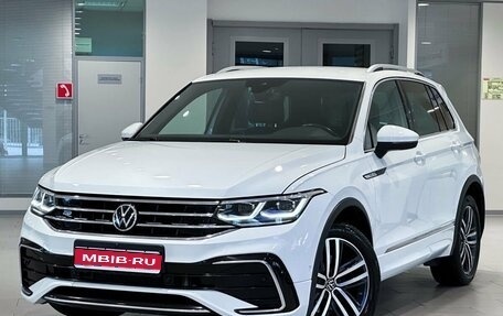 Volkswagen Tiguan II, 2021 год, 3 600 777 рублей, 1 фотография