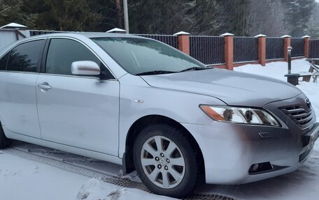 Toyota Camry, 2007 год, 900 000 рублей, 2 фотография