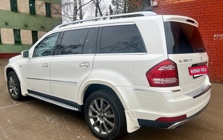 Mercedes-Benz GL-Класс, 2011 год, 3 000 000 рублей, 4 фотография