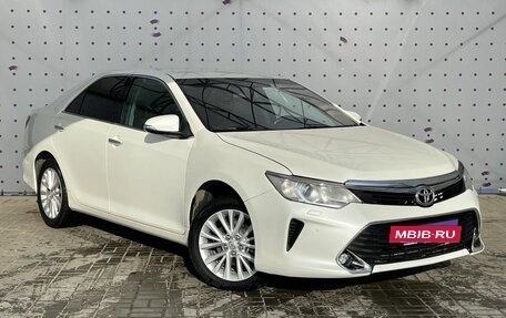 Toyota Camry, 2015 год, 2 050 000 рублей, 2 фотография