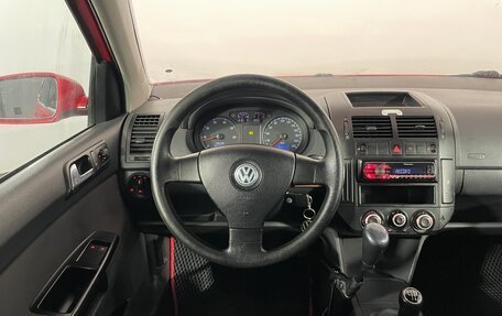 Volkswagen Polo IV рестайлинг, 2007 год, 299 900 рублей, 9 фотография