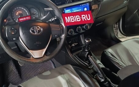 Toyota Corolla, 2013 год, 1 350 000 рублей, 2 фотография