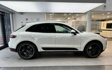 Porsche Macan I рестайлинг, 2016 год, 3 440 000 рублей, 4 фотография