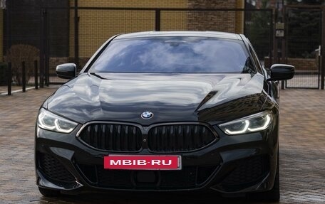 BMW 8 серия, 2019 год, 7 100 000 рублей, 2 фотография