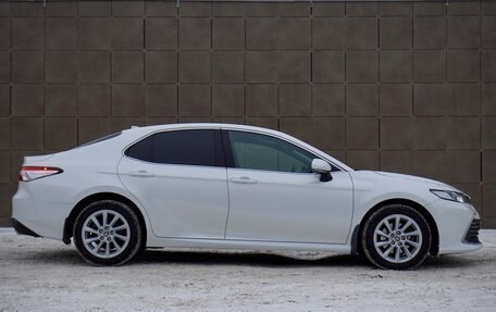 Toyota Camry, 2021 год, 3 299 000 рублей, 4 фотография