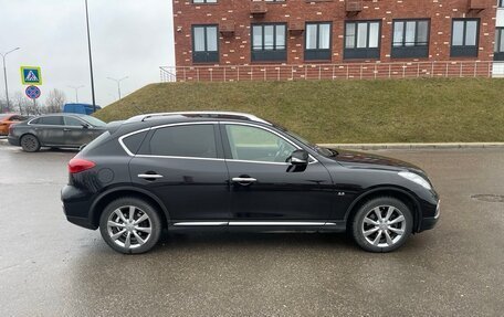 Infiniti QX50 I рестайлинг, 2017 год, 2 990 000 рублей, 4 фотография