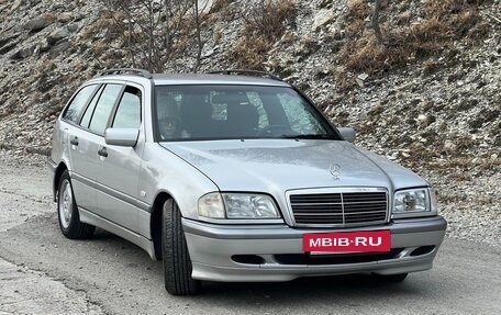 Mercedes-Benz C-Класс, 2000 год, 1 300 000 рублей, 5 фотография