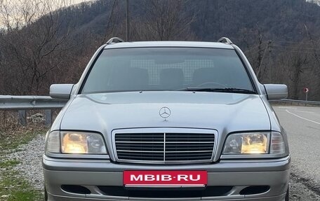 Mercedes-Benz C-Класс, 2000 год, 1 300 000 рублей, 9 фотография