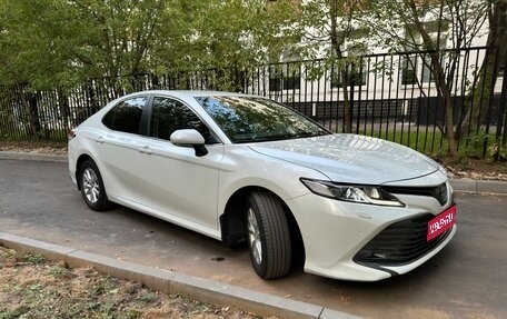 Toyota Camry, 2018 год, 2 670 000 рублей, 1 фотография