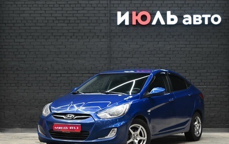 Hyundai Solaris II рестайлинг, 2012 год, 850 000 рублей, 1 фотография