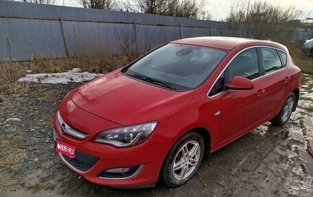 Opel Astra J, 2015 год, 1 000 000 рублей, 1 фотография