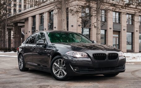 BMW 5 серия, 2011 год, 3 000 000 рублей, 1 фотография