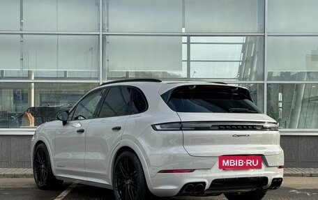 Porsche Cayenne III, 2023 год, 27 980 000 рублей, 6 фотография