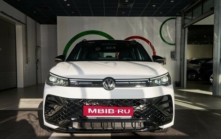 Volkswagen Tiguan, 2024 год, 5 980 000 рублей, 4 фотография