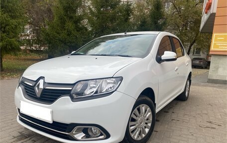 Renault Logan II, 2014 год, 1 199 000 рублей, 2 фотография