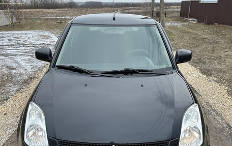 Suzuki Swift III, 2006 год, 590 000 рублей, 2 фотография