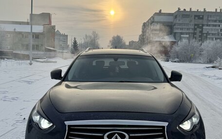 Infiniti FX II, 2011 год, 1 900 000 рублей, 2 фотография