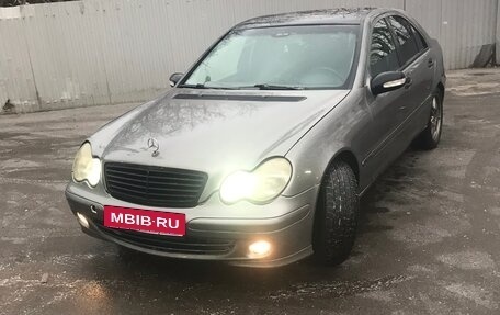 Mercedes-Benz C-Класс, 2000 год, 600 000 рублей, 1 фотография