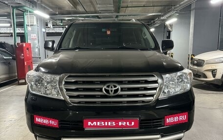 Toyota Land Cruiser 200, 2011 год, 3 600 000 рублей, 1 фотография