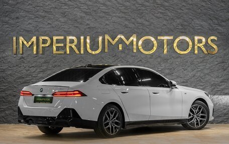 BMW 5 серия, 2023 год, 7 590 000 рублей, 7 фотография